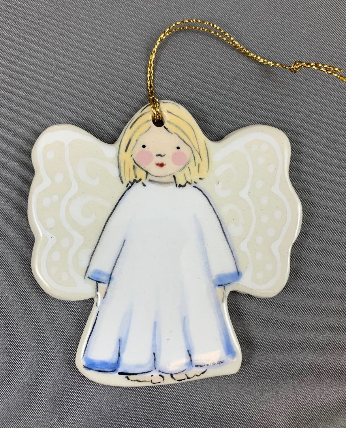 Angel Girl w/ Medium Straight Blonde Hair